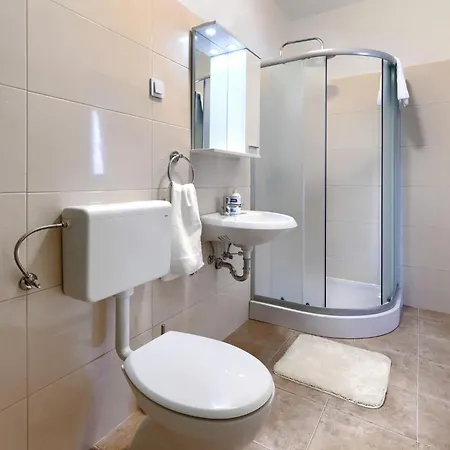 Ferienhaus Reaa By Interhome *