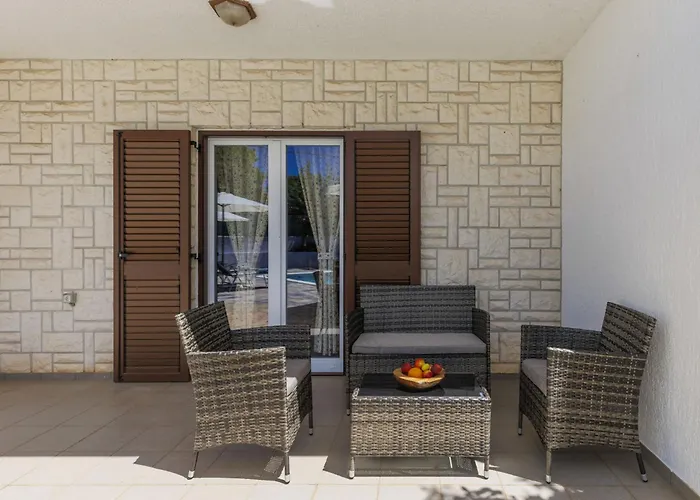 Reaa By Interhome Vakantiehuis Barban
