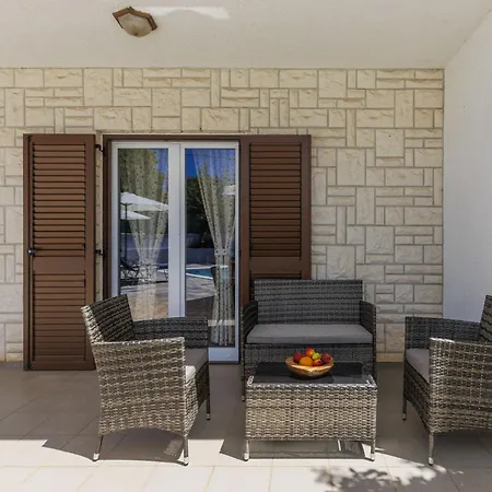 Reaa By Interhome Vakantiehuis Barban